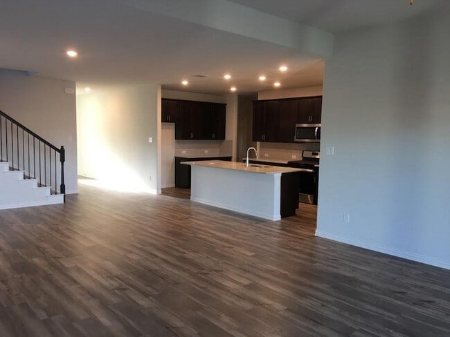 Photo - 10520 Katalpa Dr