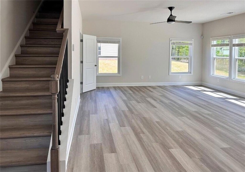 Photo - 40 Highfield Ln