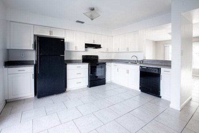 Building Photo - The Village Townhomes