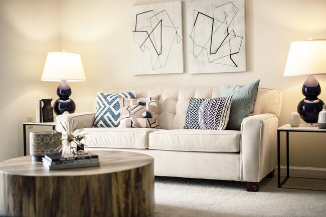 Building Photo - Abbotts Creek Apartments