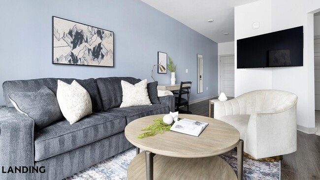 Building Photo - 340 W 25th St Unit 3206