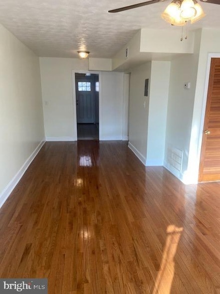 Photo - 63 Galveston Pl SW Unit 3