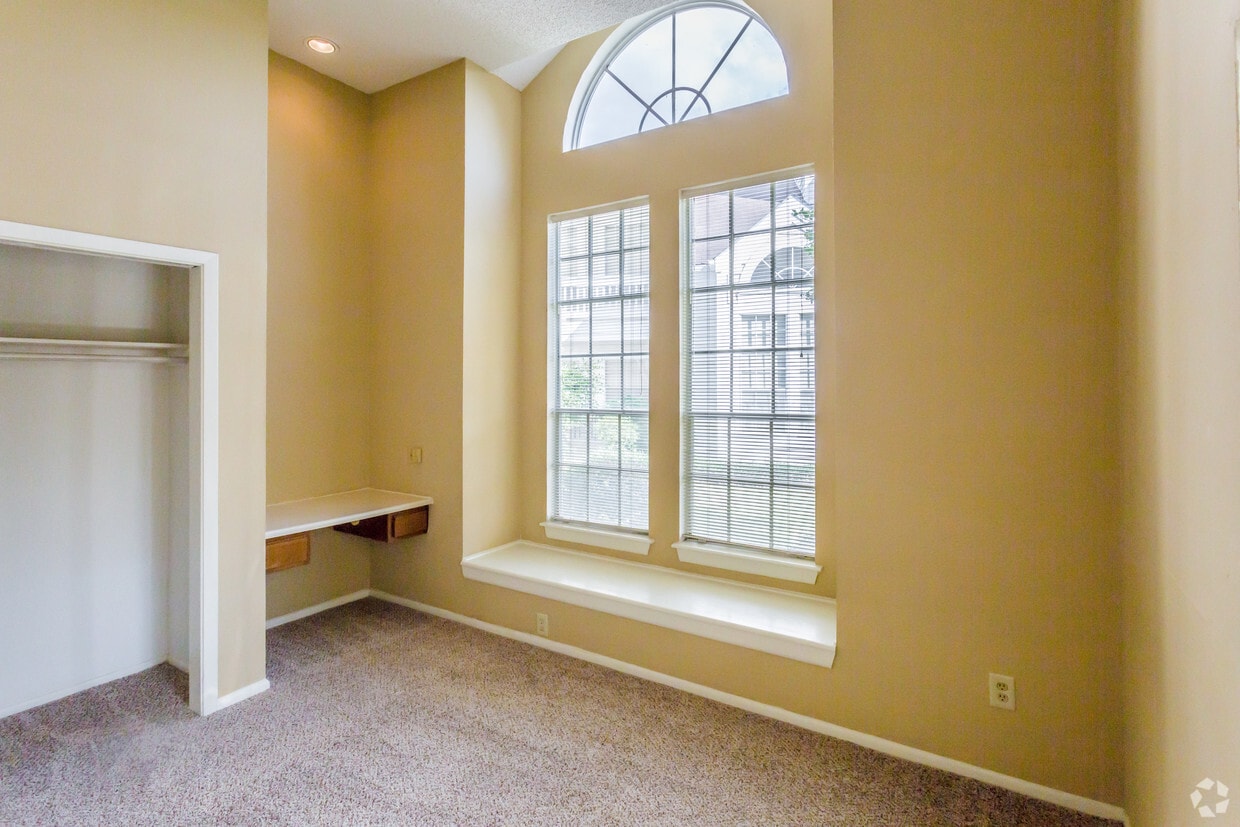 Floor Plan - Hideaway I