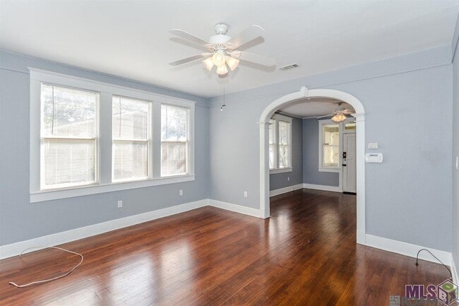 Photo - 1833 Wisteria St