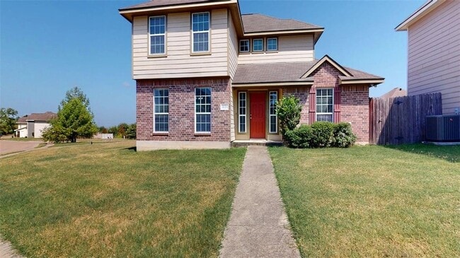Building Photo - 4131 McFarland Dr