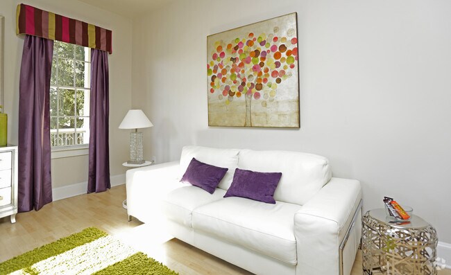 Photo - River Garden on Felicity