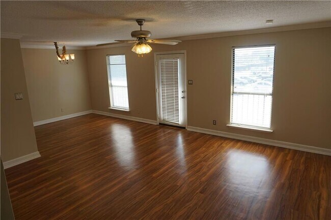 Photo - 1444 Carrollton Ave Unit 203