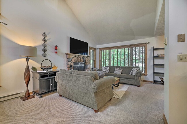 Photo - 337 Poplar Ct Unit SI ID1608043P