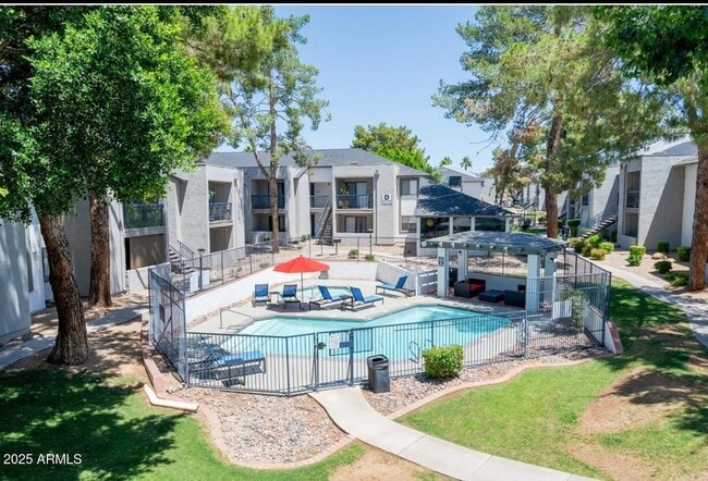 Building Photo - 2311 E Union Hills Dr Unit 1