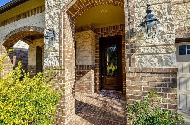 Photo - 4819 Addison Forest Trail