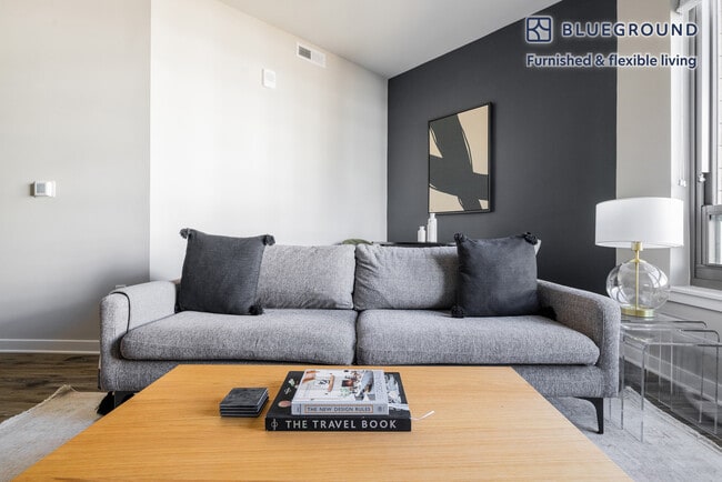 Photo - 624 N Glebe Rd Unit FL5-ID966