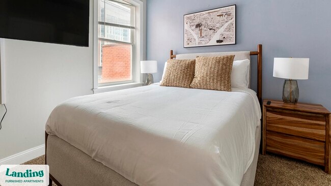 Photo - 617 W Lexington St Unit C4