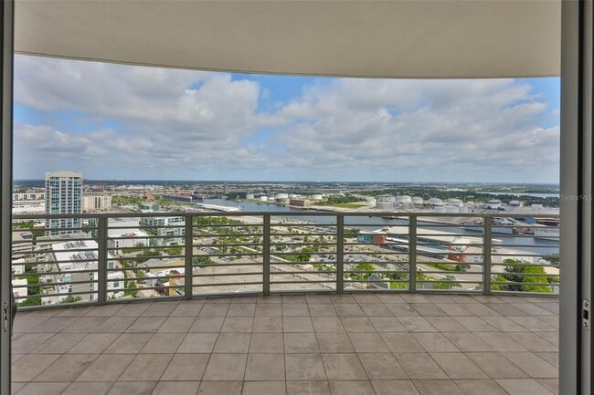 Photo - 1209 E Cumberland Ave Unit 2404