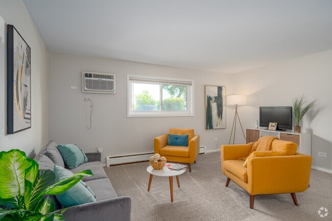 Alpine 2BR, 1BA - 808SF - Living Room - Aspen Ridge