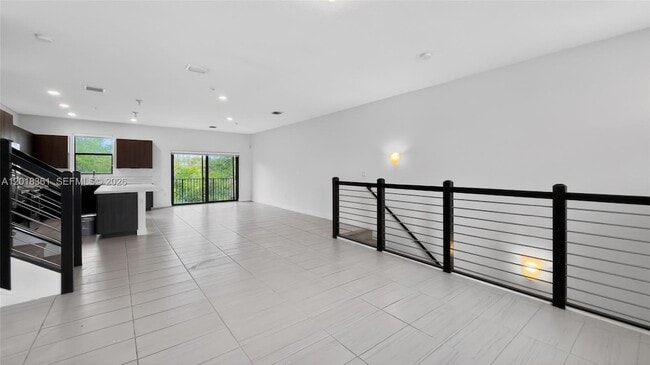 Photo - 10467 NW 82nd St Unit 10