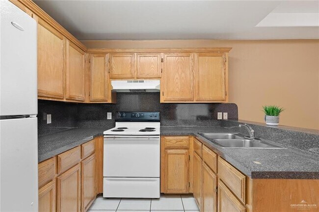 Photo - 2604 Ringold Cir Unit 1