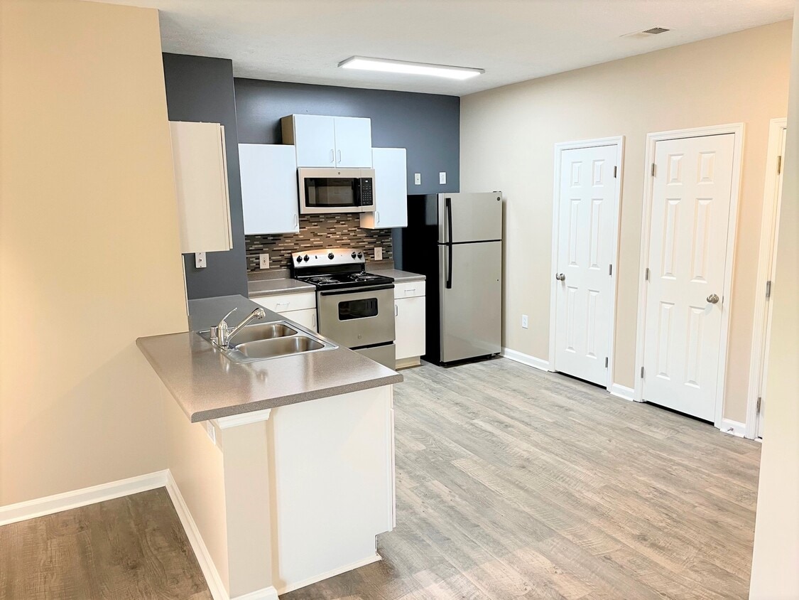 Floor Plan - B2 Keeneland - 2brl - Two Bedroom, Two Bathroom