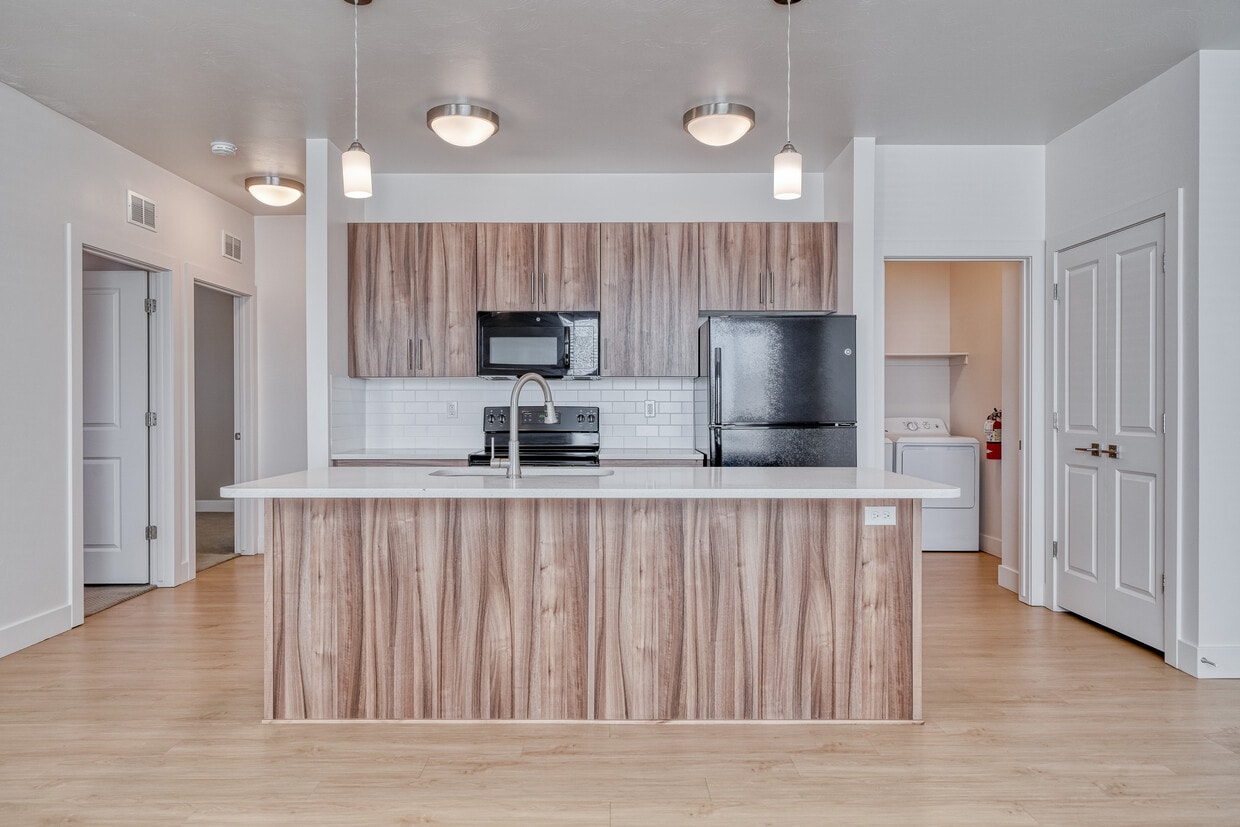 Floor Plan - The Cirque