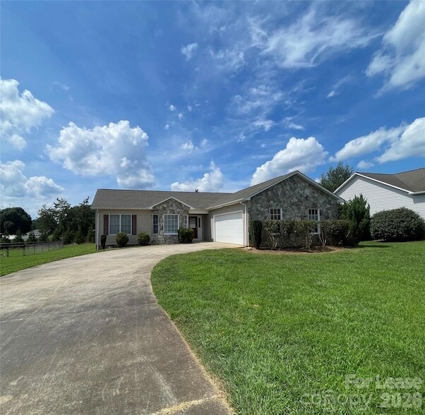 Photo - 1444 Farmington Hills Dr