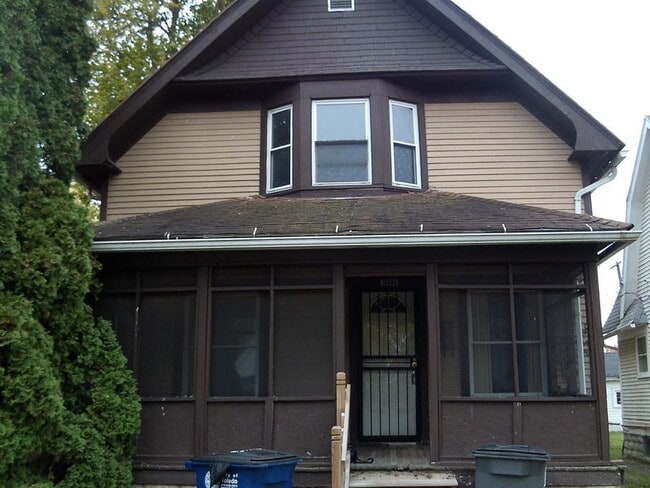 Building Photo - 1517 Lincoln Ave