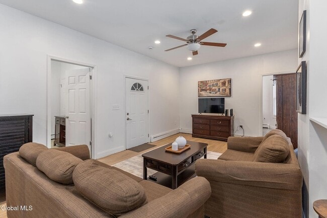 Photo - 2210 15th St