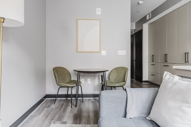 Photo - 1313 L St NW Unit FL3-ID936