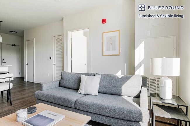 Photo - 240 Sidney St Unit SI FL3-ID1203