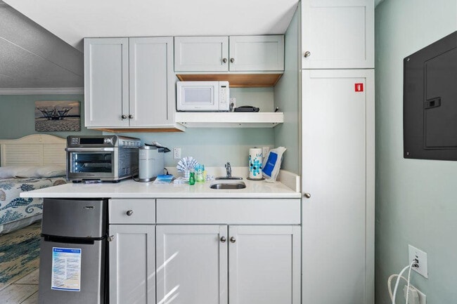 Photo - 200 E Beach Blvd Unit ID1266250P