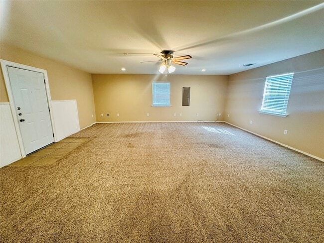 Photo - 12366 FM2932