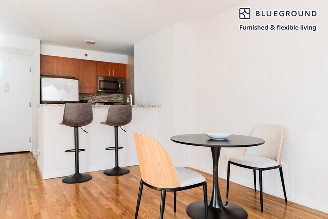 Photo - 120 W 21st St Unit FL5-ID2180