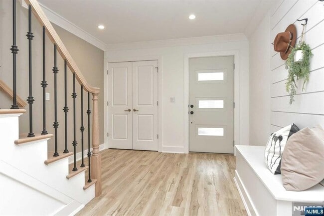 Photo - 120 Collignon Way Unit 120