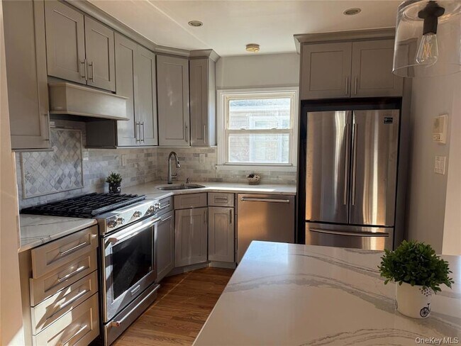 Photo - 7 Gibson Blvd Unit 2