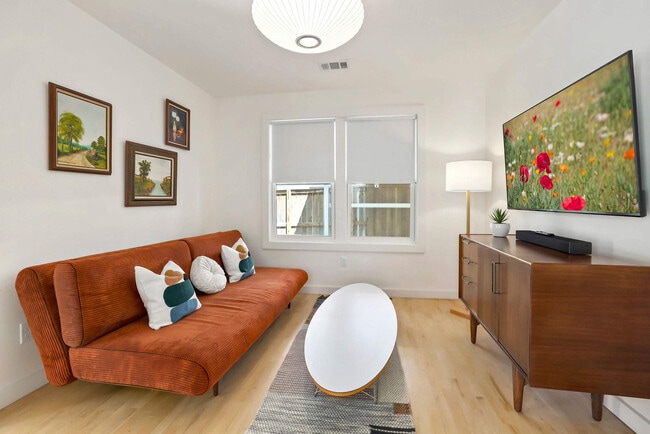 Photo - 306 NW 6th St Unit SI ID1621861P