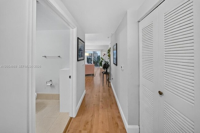 Photo - 1627 SW 37th Ave Unit 401
