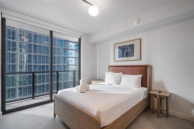 Building Photo - 601 N Miami Ave Unit ID1380772P