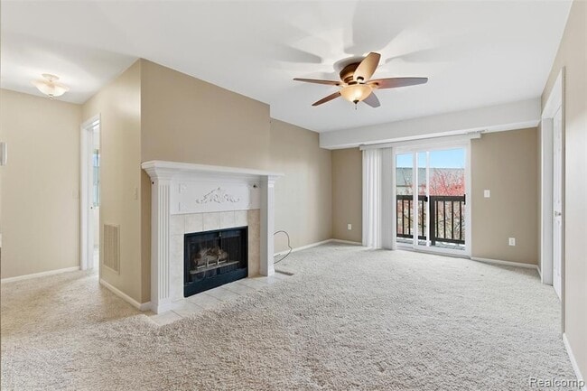 Photo - 15090 Northpointe Dr