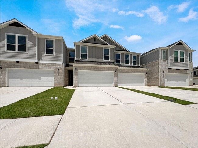 Building Photo - 2725 Woodall Dr Unit 1502