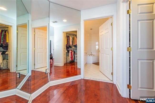 Photo - 115 Kensington Ln Unit 196