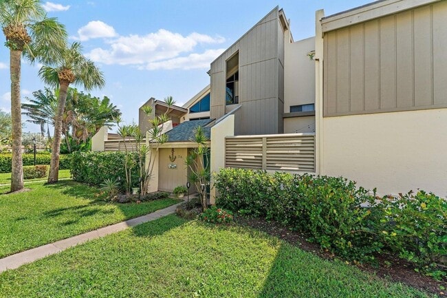 Photo - 1605 S US Hwy 1