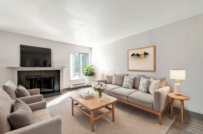 Building Photo - The Crosby