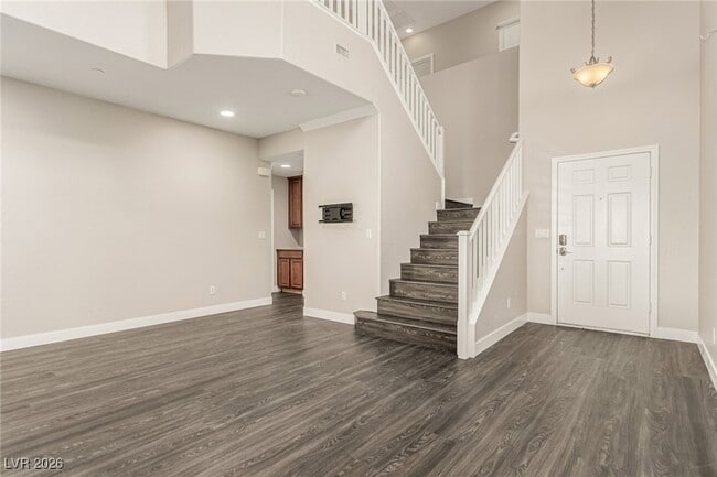 Photo - 788 Forest Peak St