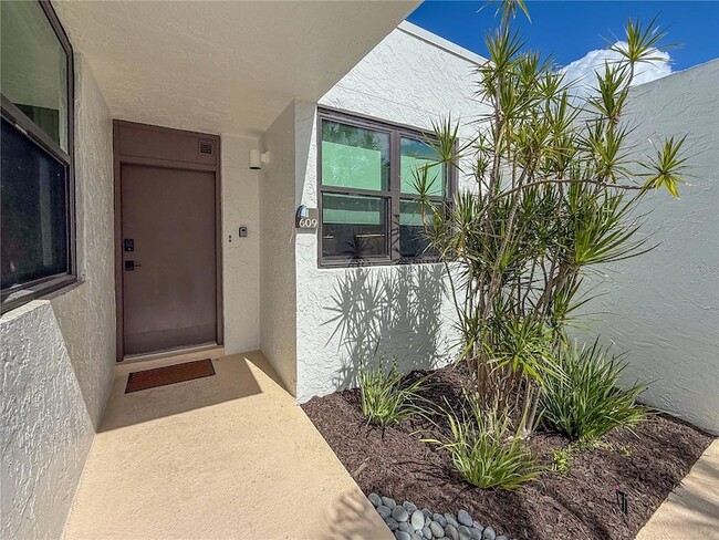 Photo - 609 Bayport Wy Unit 609
