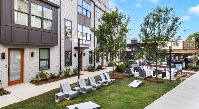 Photo - 277 Clifton St SE