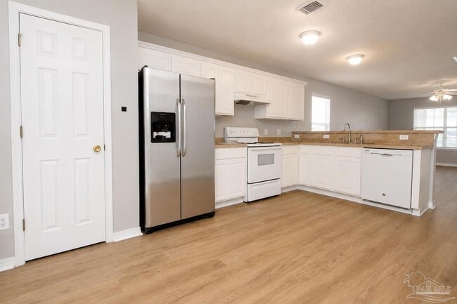 Photo - 10588 Wilderness Ln