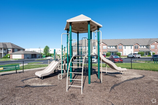 Playground - Summit Pointe