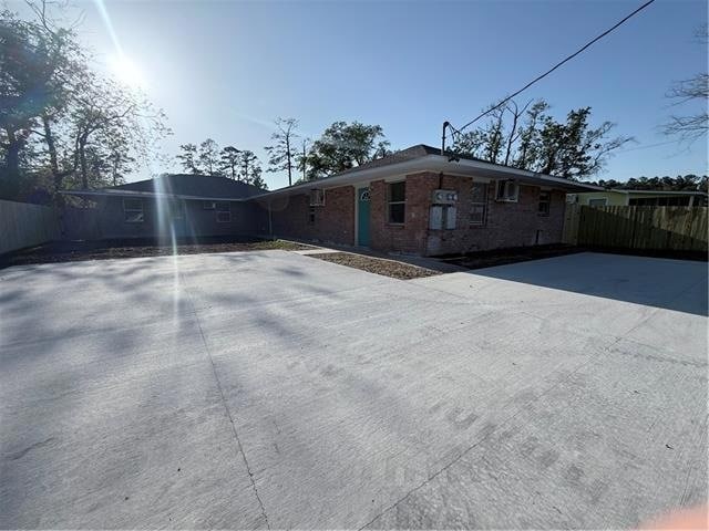 Photo - 43291 Baker Rd