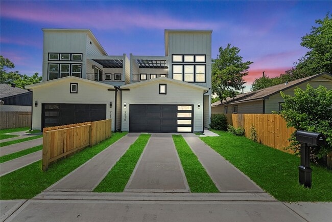 Building Photo - 7210 England St