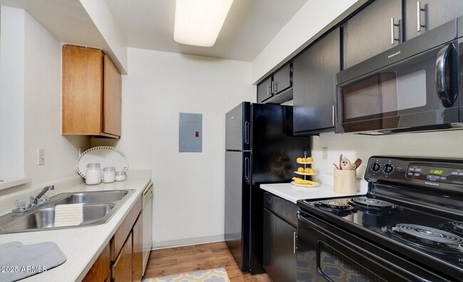 Photo - 4101 W Union Hills Dr Unit 2