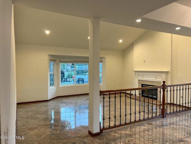 Photo - 5630 Hurford Ct