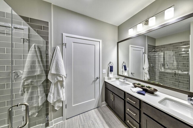 Photo - Maple and Main Apartments